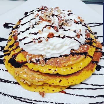 A Dutchess County restaurant that offers 30 varieties of pancakes and waffles will soon be expanding to a new location.