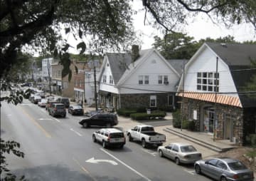 Old Greenwich ranked No. 6 in the Richest Places to Live in America in a report by Bloomberg.