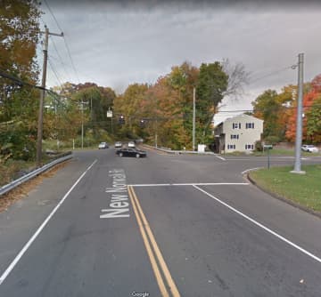 New Norwalk Road near the intersection of Locust Avenue in New Canaan.