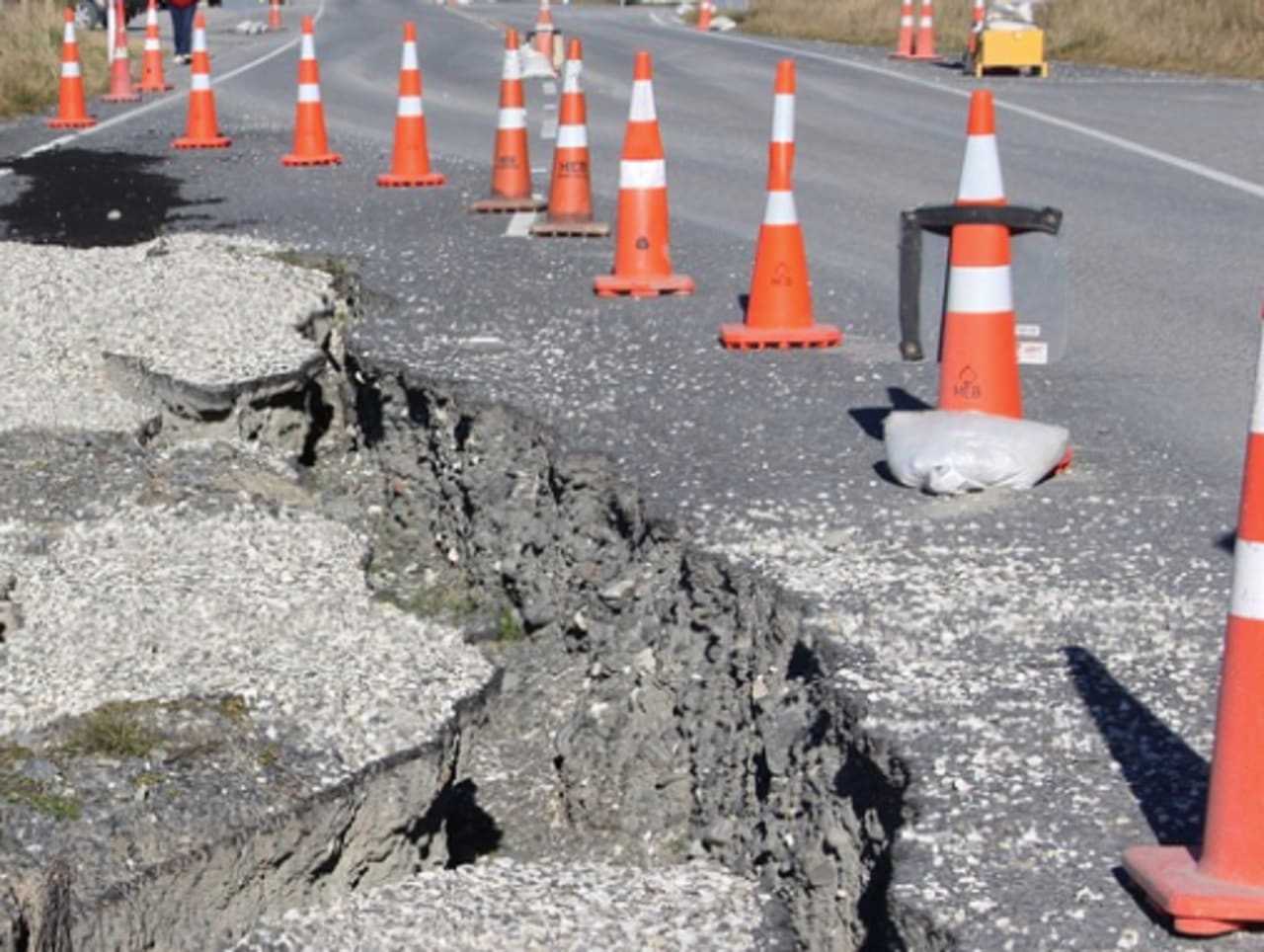 The New York State Department of Transportation is warning motorists of the upcoming single-lane closure on Route 17A.