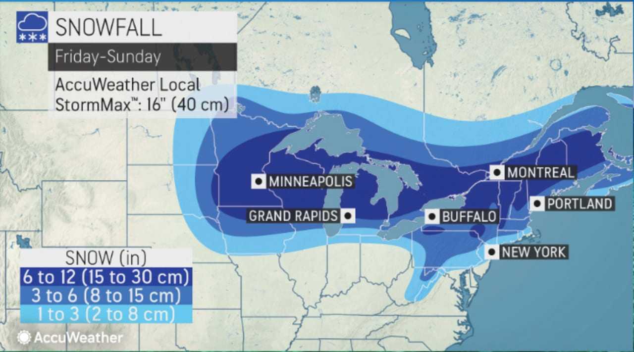 Projected snowfall totals: 1 to 3 inches (light blue), 3 to 6 inches (blue) and 6 to 12 inches (dark blue).
