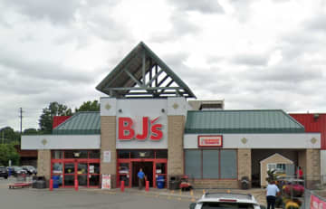 BJs Wholesale Club, which has nearby locations in East Rutherford, Riverdale and Paramus, may soon open a new location at Willowbrook Mall in Wayne, reports say.