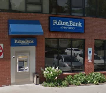 Fulton Bank in Hackettstown (176 Mountain Ave.)