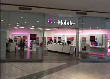 A Northern Westchester man was arrested for allegedly causing a scene at a T-Mobile store in the Jefferson Valley Mall.