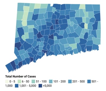 This map shows the distribution of COVID-19 cases, deaths, and tests since the beginning of the pandemic. Darker colors indicate towns with more cases.