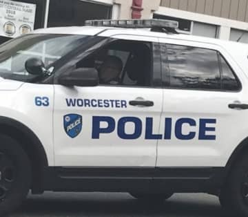 <p>A Worcester police officer was bitten several times attempting to make an arrest.</p>