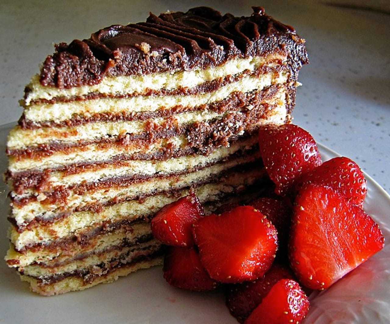 Smith Island Cake