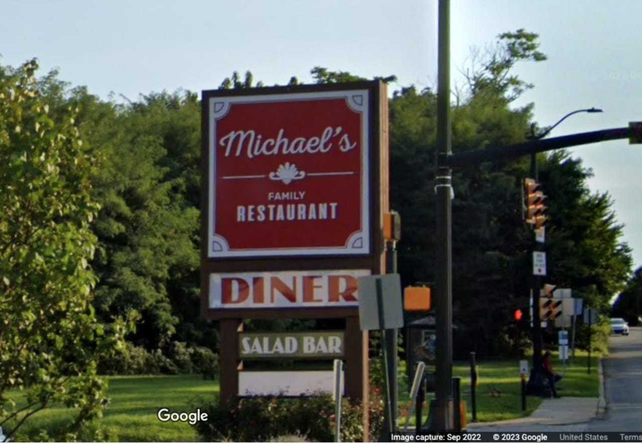Glenside Restaurant Worker Fired After Demanding Teen Remove Hiijab Montgomery Daily Voice