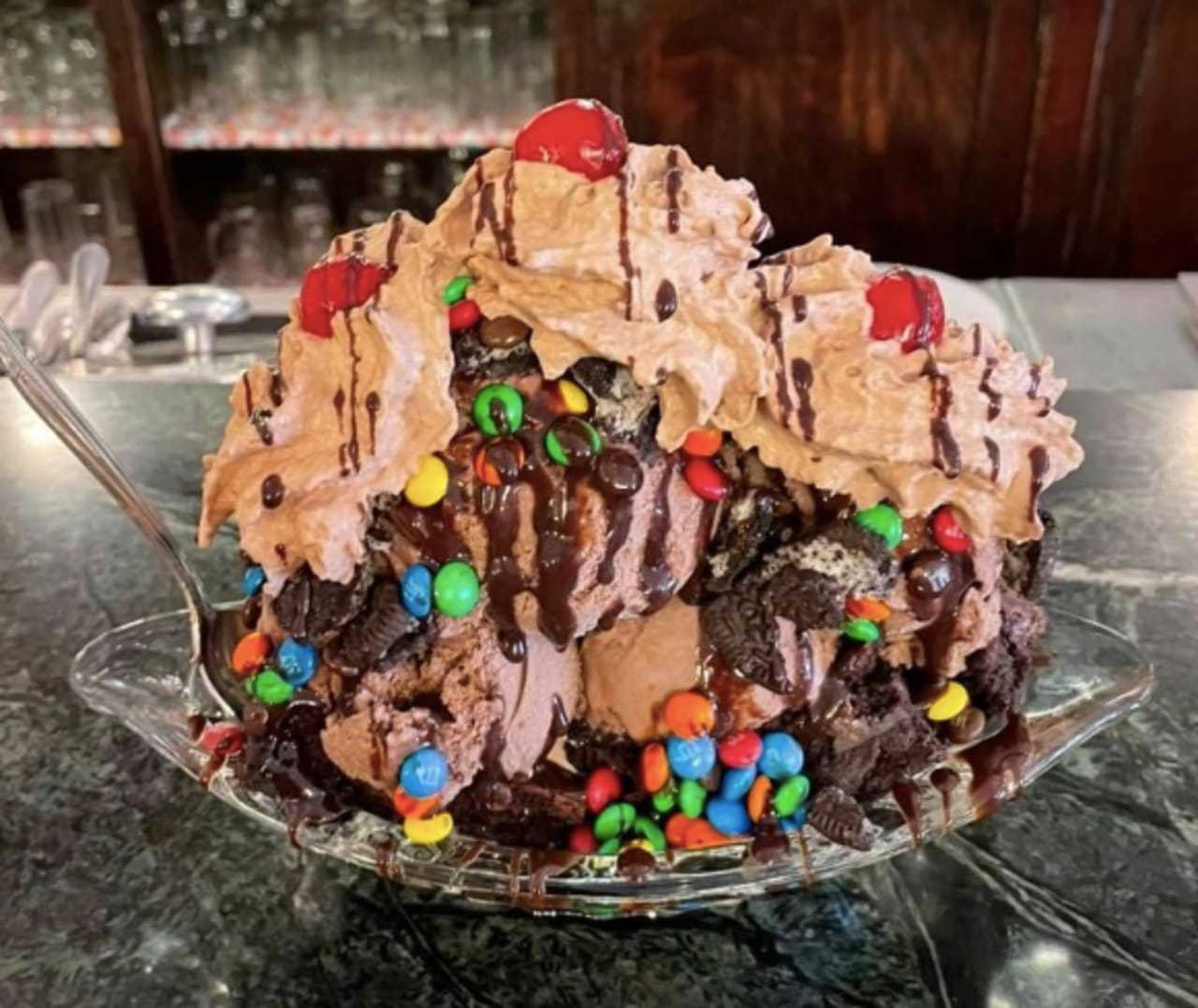 This Old School Pittsburgh Ice Cream Parlor Was Just Named The Best In