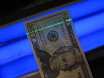 Law enforcement officials warn of an increase in the use of counterfeit money in Putnam County.