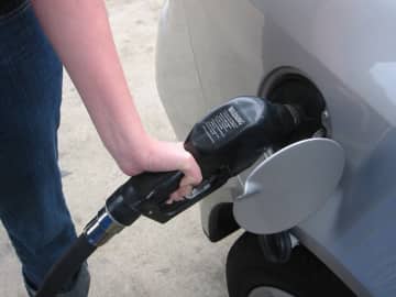 <p>The best gas prices have been found for the Darien and New Canaan areas.</p>