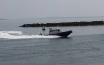 Officials from the Westchester County Police Marine Unit are advising folks to beware of tricky currents when swimming in the Hudson River.