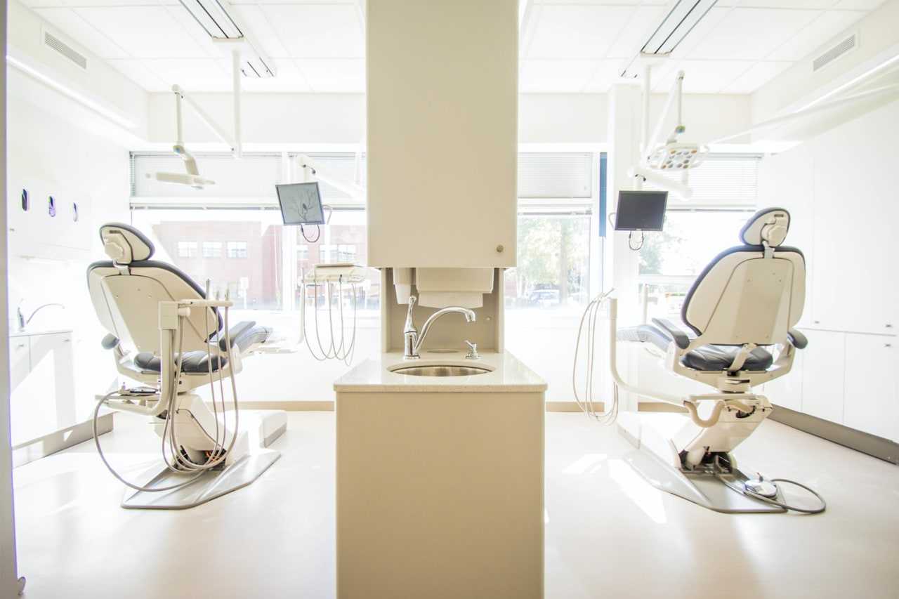 Dentist's chair