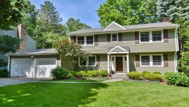 12 Lundy Lane, Mamaroneck