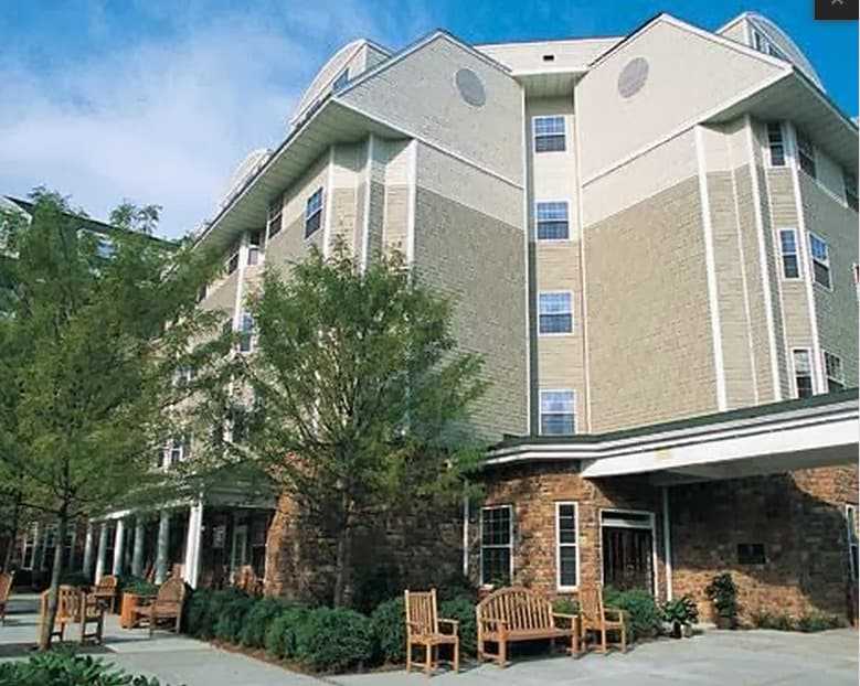 The Fountains at RiverVue offers a hosts of events for seniors in Tuckahoe during February.