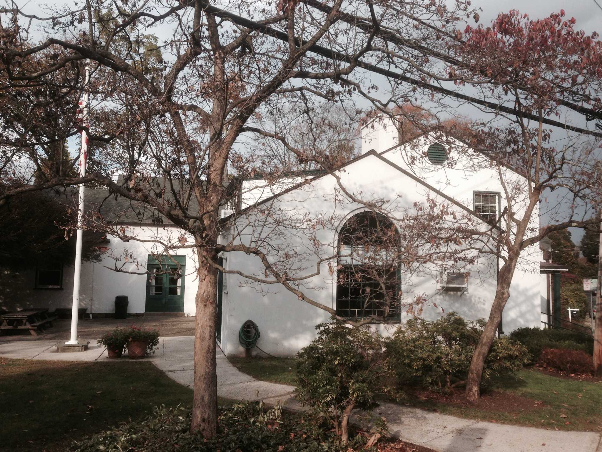 The Community Organizations Committee is hosting a meeting at Bedford Hills Community House.