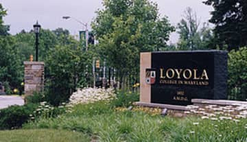 Two New Canaan residents were named to the dean's list at Loyola University in Maryland. 
