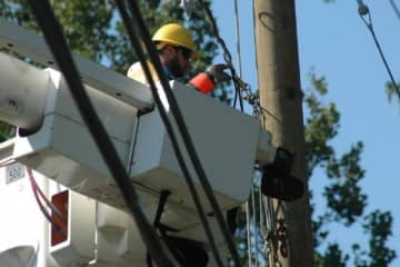 New transmission lines in Putnam County are being updated.