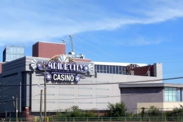 Empire City Casino attracted more than 8 million visitors in 2012, generating nearly half a billion in economic revenue, a new report has found. 