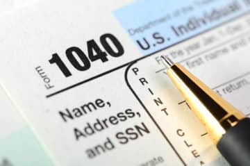 VITA volunteers will help New Canaan residents complete their taxes for free at the New Canaan Library beginning Feb. 9 and running through April 9. Registration is required.